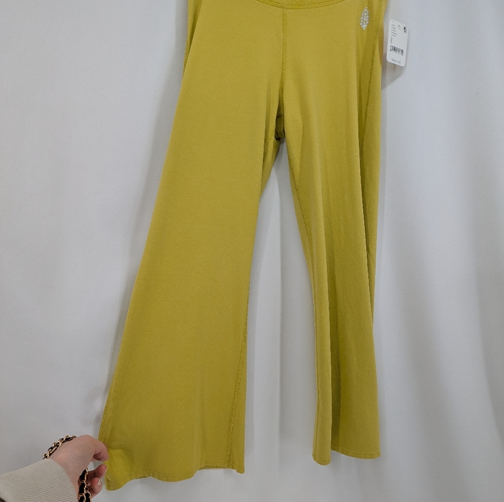 NWT Free People Movement Wide Leg Crop Lounge Yellow Wide-Leg Pants Small - Picture 3 of 6